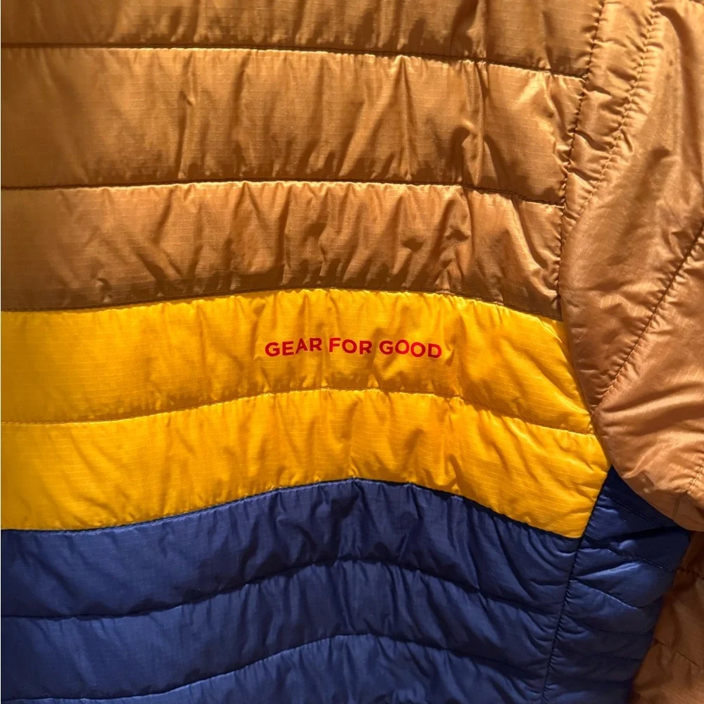 Cotopaxi Women’s Gold and Blue Hooded Down Jacket - Picture 3 of 13